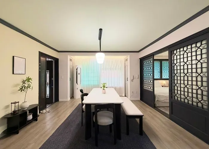 독채6룸 22인가능 침대9개 무료주차3대 오류동역8분 고대구로병원 고척돔 Apartment *