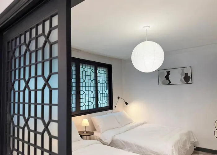 독채6룸 22인가능 침대9개 무료주차3대 오류동역8분 고대구로병원 고척돔 Apartment *